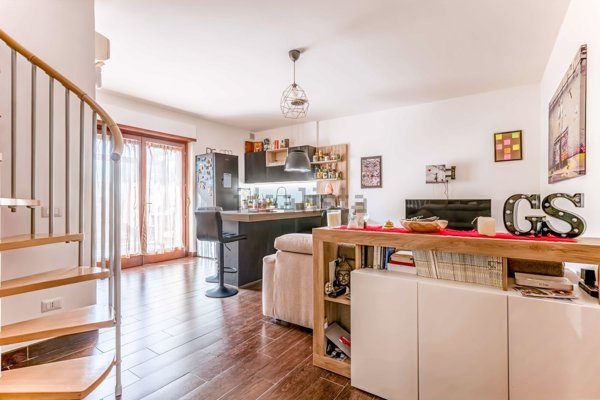 appartamento in vendita a Roma in zona Portuense