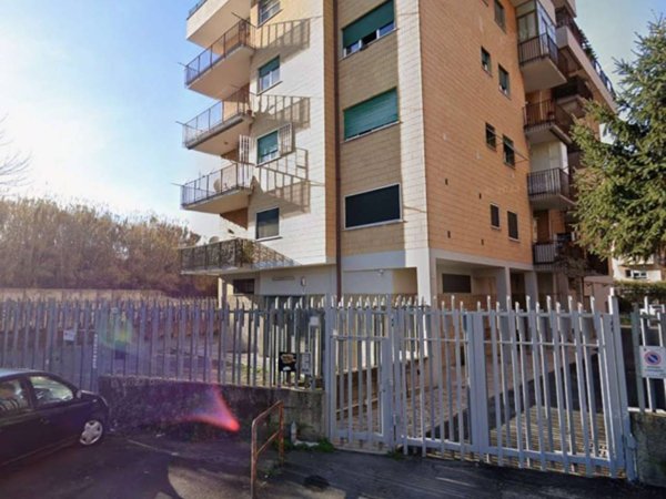 negozio in vendita a Roma in zona Portuense