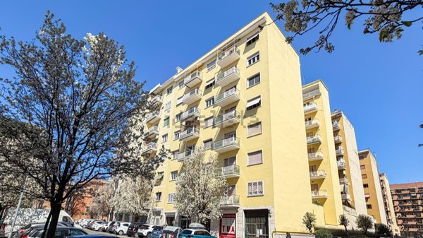 appartamento in vendita a Roma in zona Appio Latino