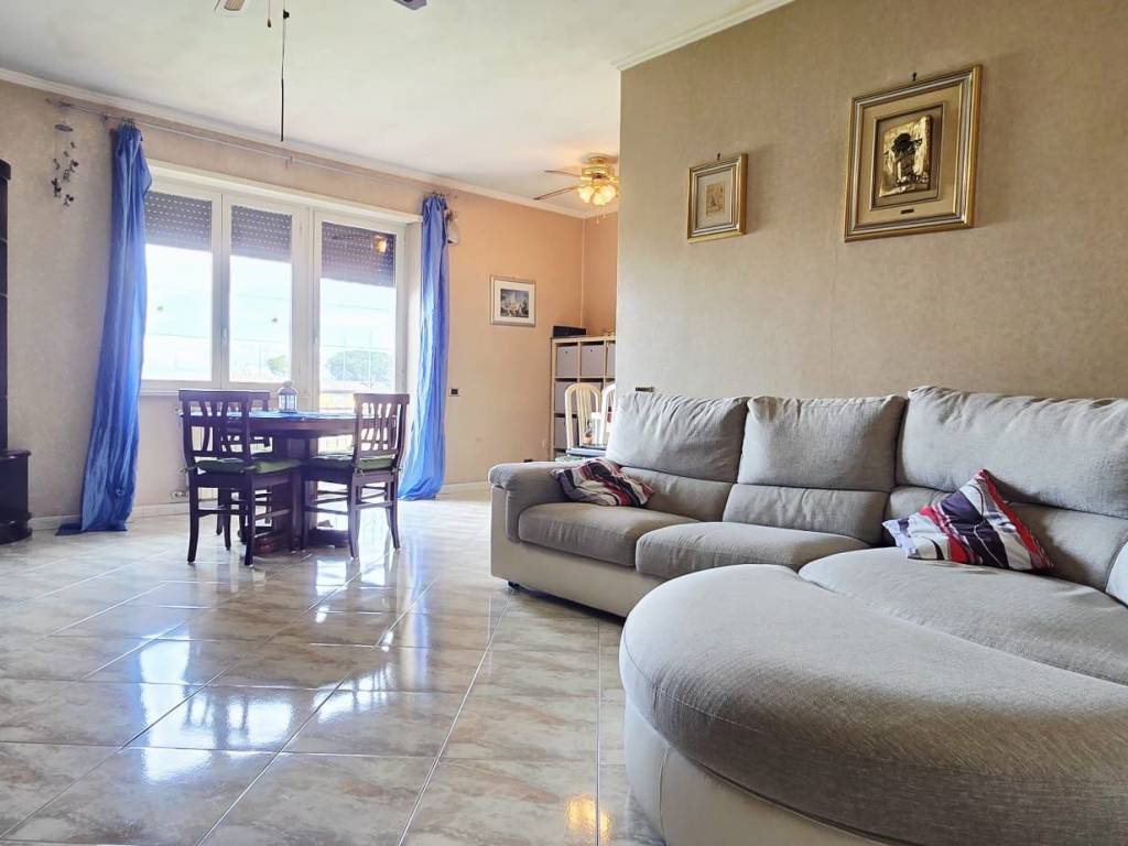 appartamento in vendita a Roma in zona Borghesiana