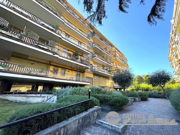 appartamento in vendita a Roma in zona Torrino