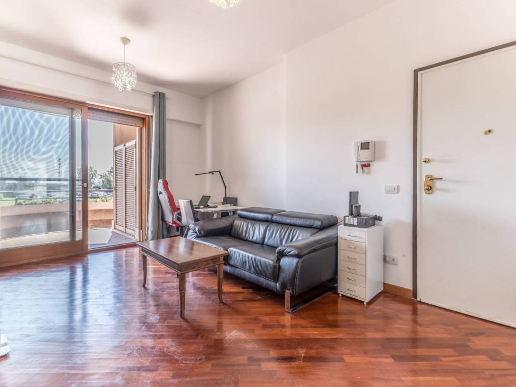 appartamento in vendita a Roma in zona Acilia