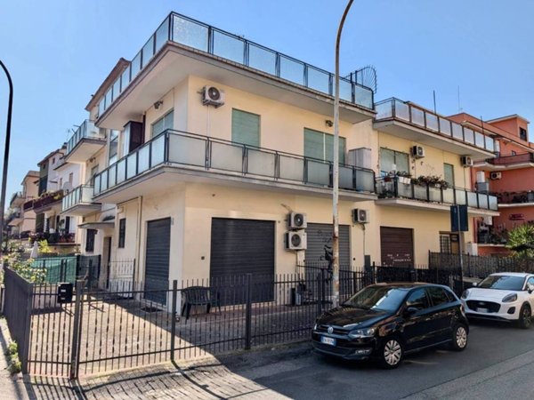 appartamento in vendita a Roma in zona Ponte Mammolo