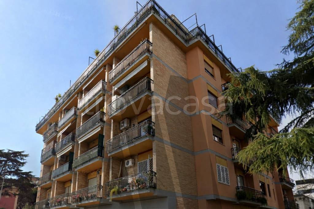 appartamento in vendita a Roma in zona Trieste