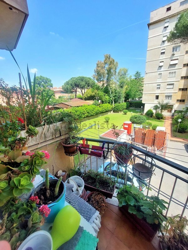 appartamento in vendita a Roma in zona Don Bosco