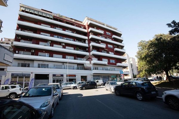 appartamento in vendita a Roma in zona Tuscolano