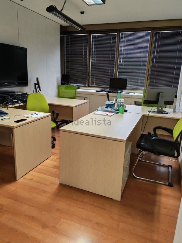 ufficio in vendita a Roma in zona EUR