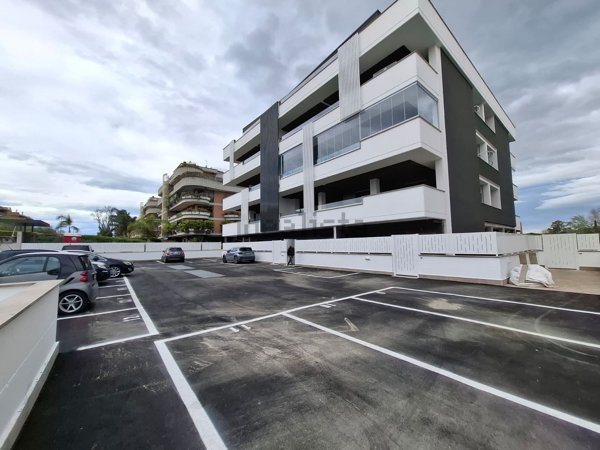 appartamento in vendita a Roma in zona Mezzocammino