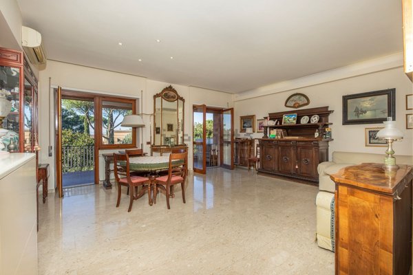 appartamento in vendita a Roma