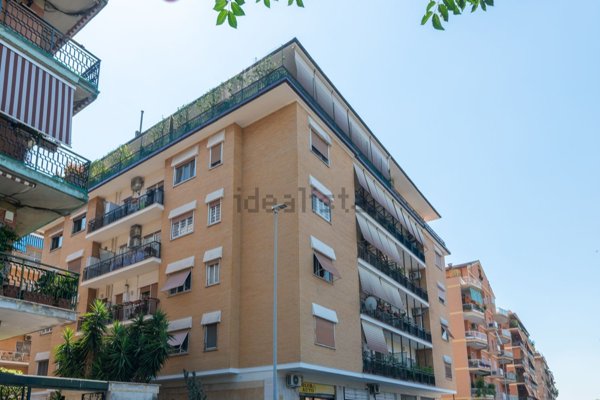appartamento in vendita a Roma in zona Monte Sacro/Talenti