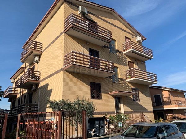 appartamento in vendita a Roma in zona Casalotti