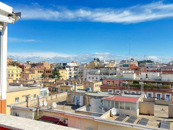 appartamento in vendita a Roma in zona Gianicolense