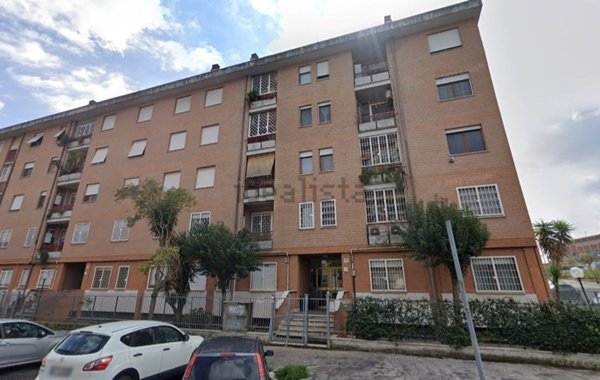 appartamento in vendita a Roma in zona Tor Cervara