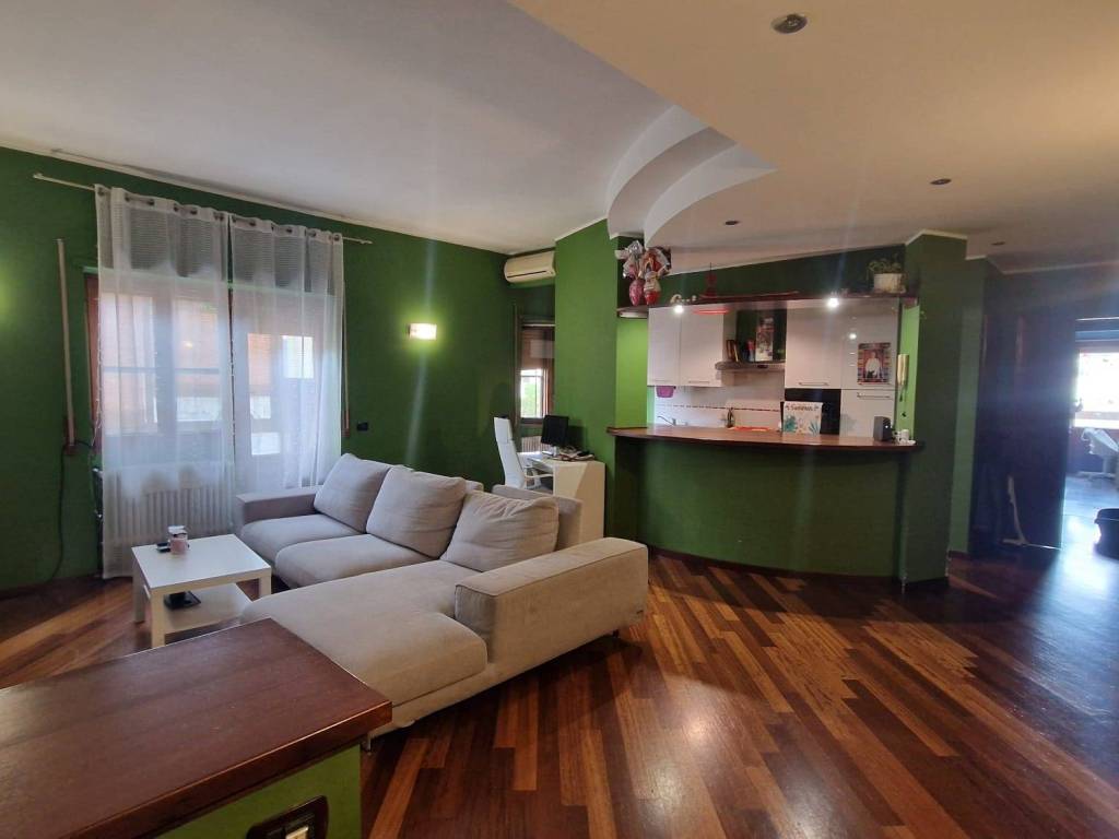 appartamento in vendita a Roma in zona Acilia