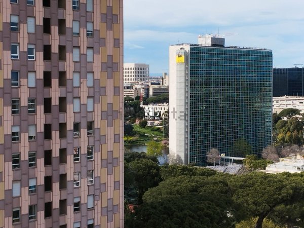 appartamento in vendita a Roma in zona EUR