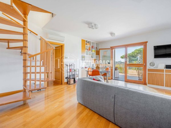 appartamento in vendita a Roma in zona Giuliano Dalmata