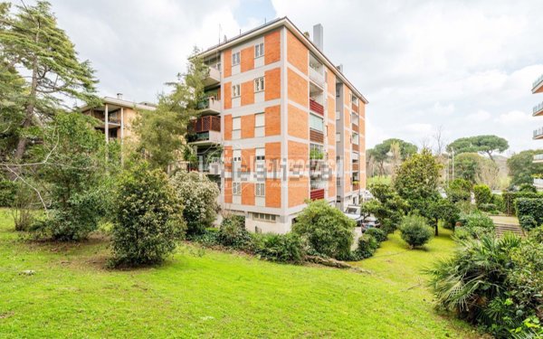 appartamento in vendita a Roma in zona Torrino