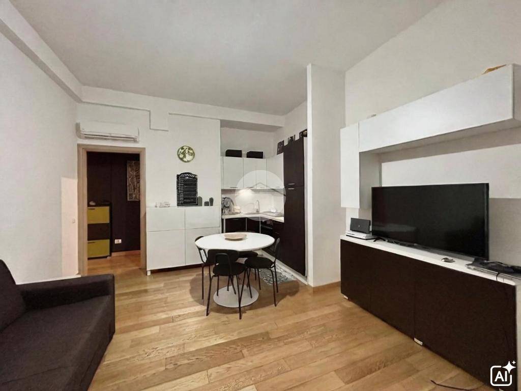 appartamento in vendita a Roma in zona Ardeatino