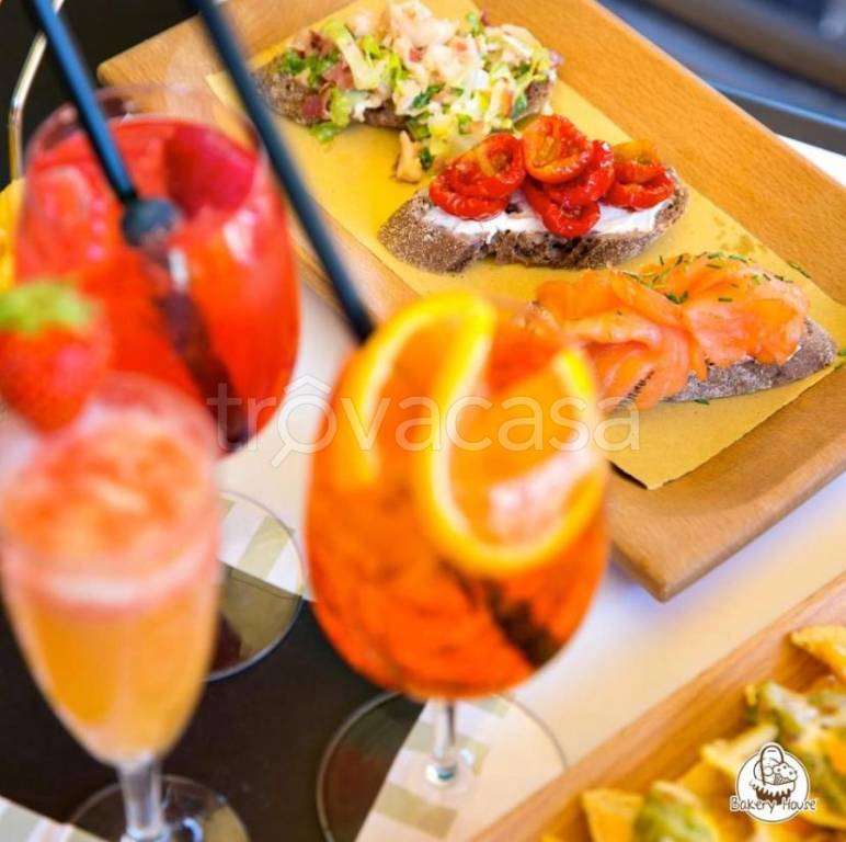 negozio in vendita a Roma in zona Prenestino-Centocelle