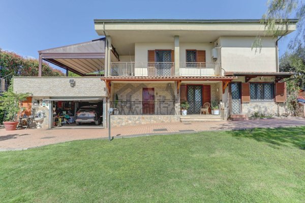 casa indipendente in vendita a Roma in zona Castel di Leva