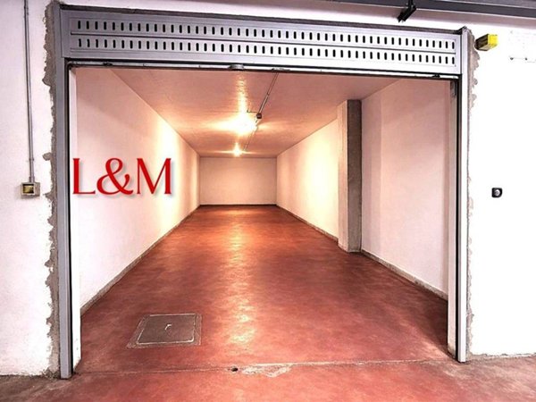 casa indipendente in vendita a Roma in zona Tuscolano