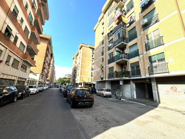 casa indipendente in vendita a Roma