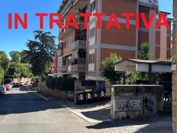 appartamento in vendita a Roma in zona Giuliano Dalmata
