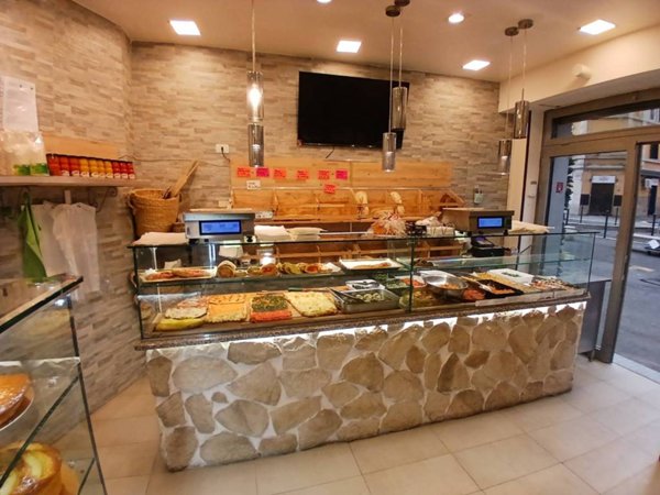 negozio in vendita a Roma in zona Tiburtino