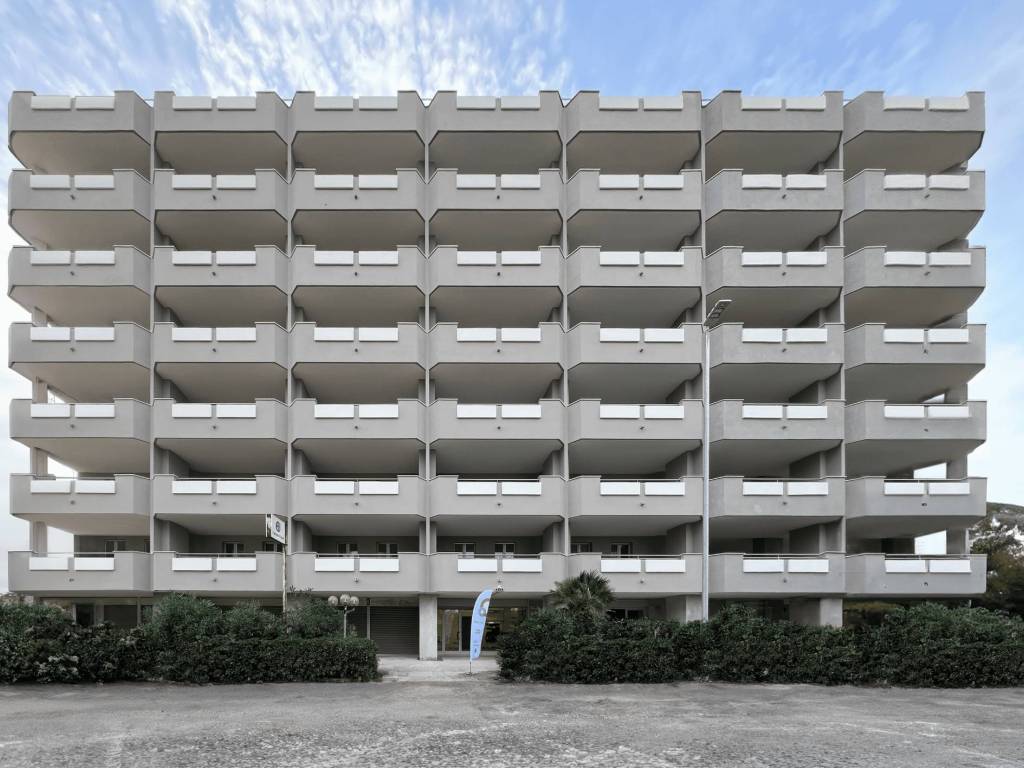 negozio in vendita a Roma in zona Acilia