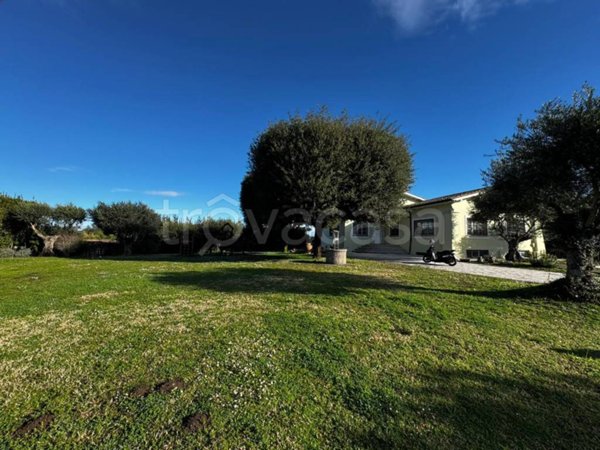 casa indipendente in vendita a Roma in zona Cesano