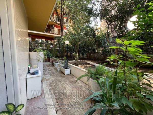 appartamento in vendita a Roma in zona Monte Sacro/Talenti