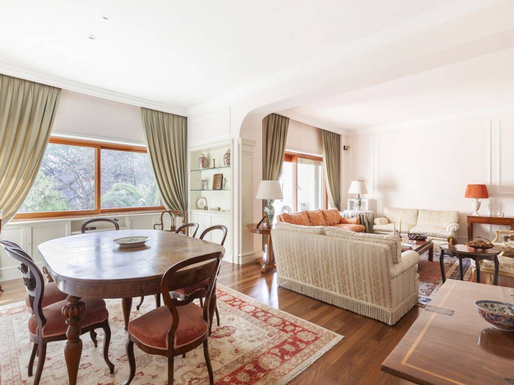 appartamento in vendita a Roma in zona Mostacciano