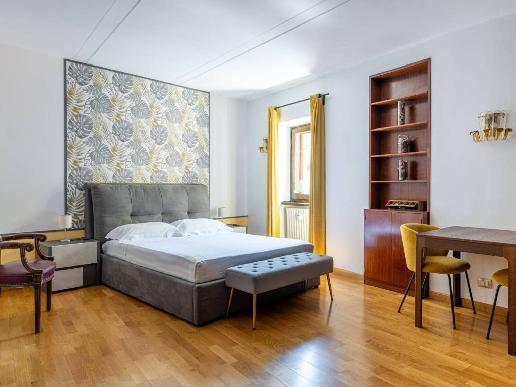 appartamento in vendita a Roma in zona Parione/Sant'Eustachio