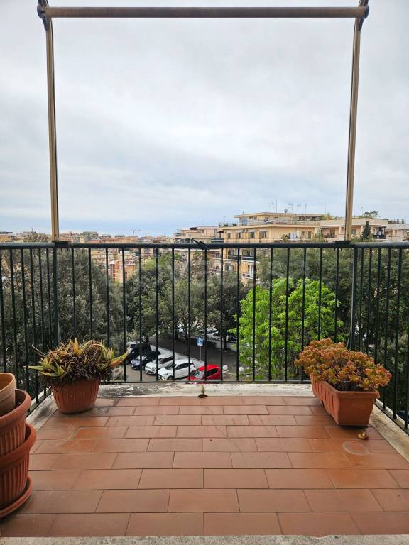 appartamento in vendita a Roma in zona Primavalle