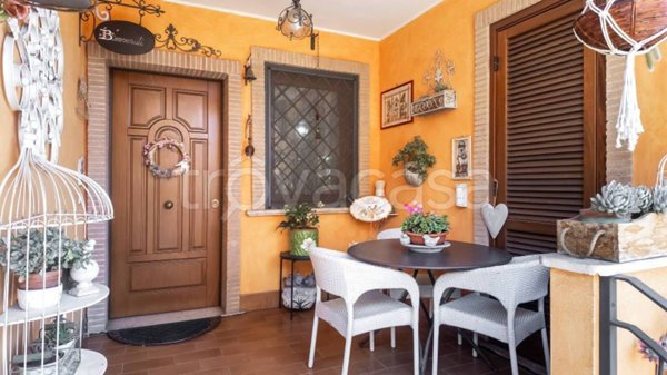 casa indipendente in vendita a Roma in zona Ostiense