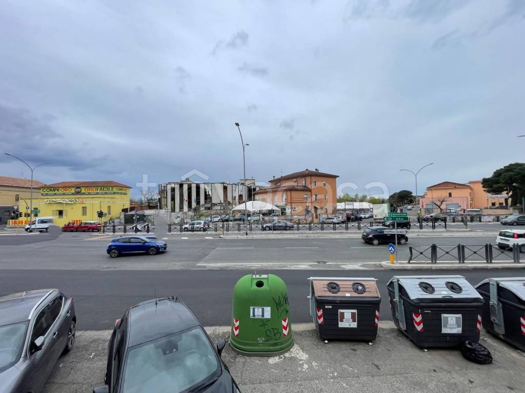 appartamento in vendita a Roma in zona Ponte Mammolo