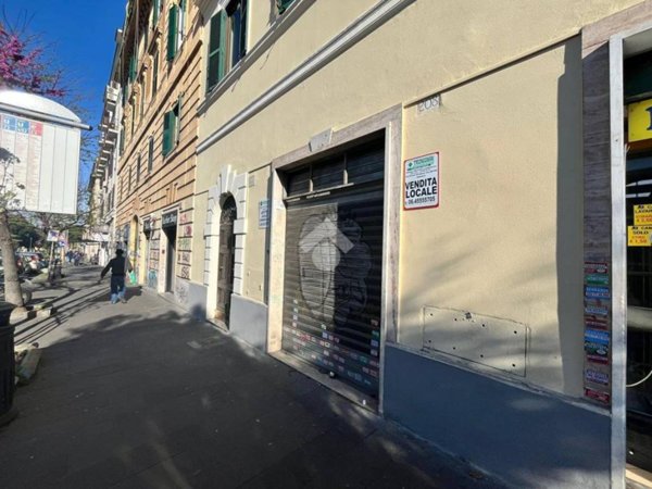 negozio in vendita a Roma in zona Tiburtino