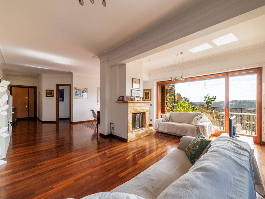 appartamento in vendita a Roma in zona Tor di Quinto