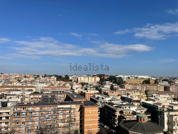 appartamento in vendita a Roma in zona Aurelio