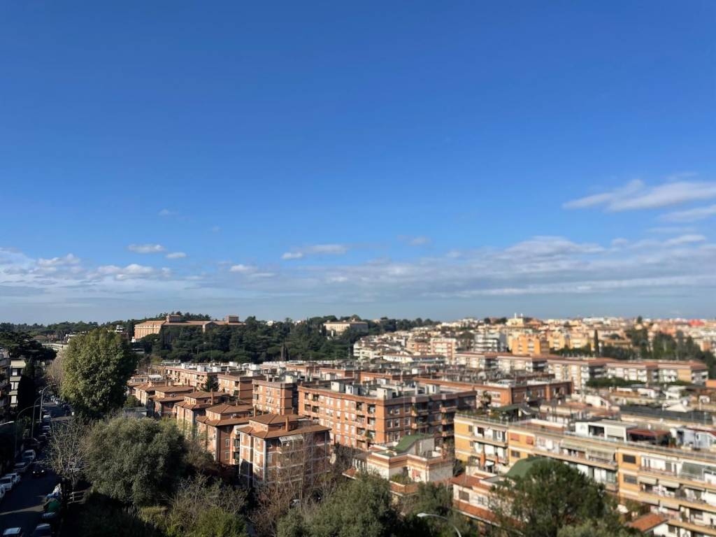 appartamento in vendita a Roma in zona Aurelio