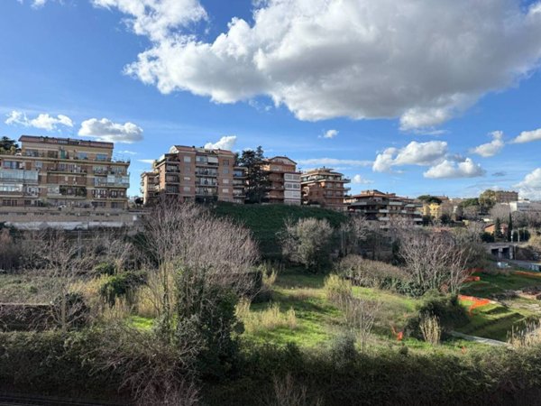 appartamento in vendita a Roma in zona Gianicolense