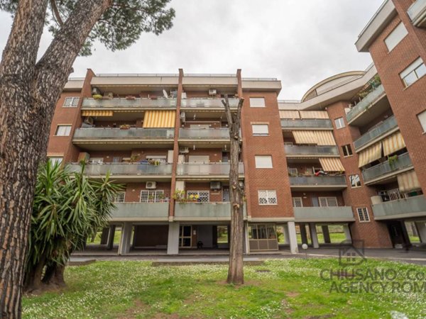 appartamento in vendita a Roma in zona Sette Bagni