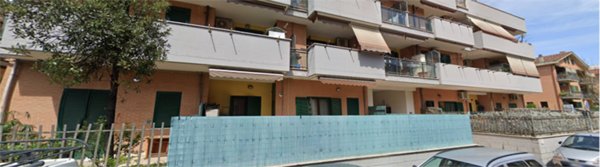 appartamento in vendita a Roma in zona Torre Angela