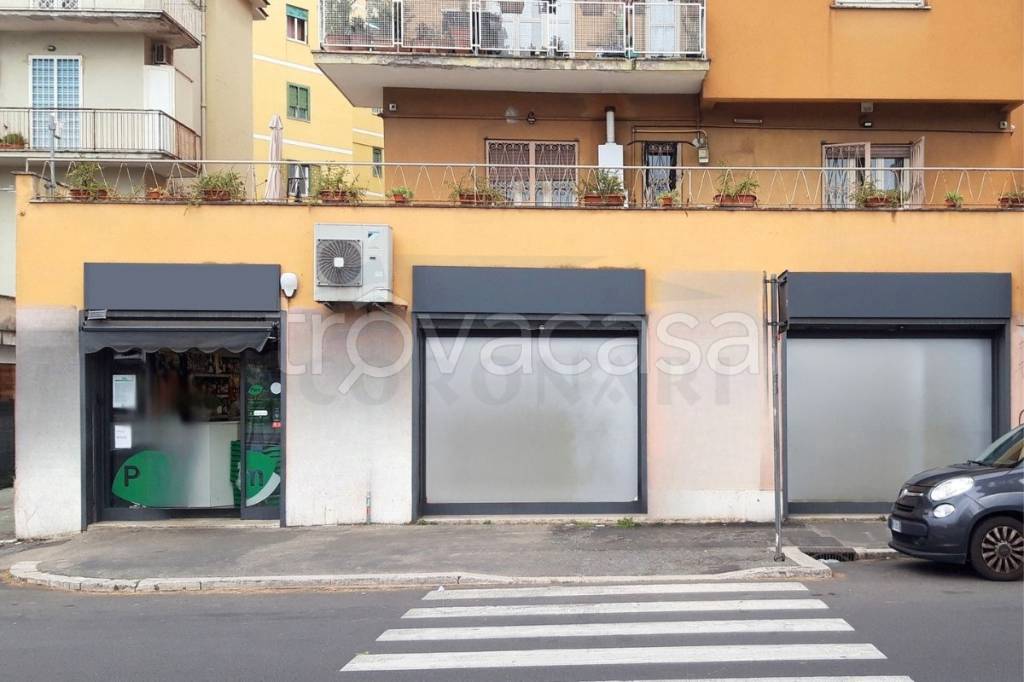 negozio in vendita a Roma in zona Monte Sacro/Talenti