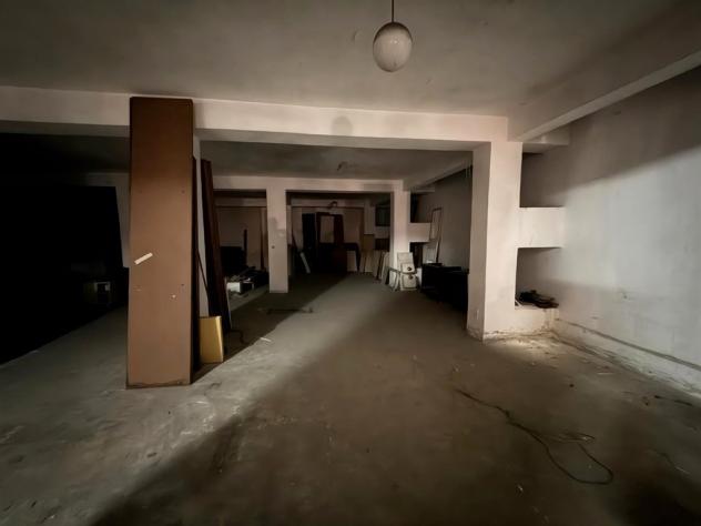 locale commerciale in vendita a Roma in zona Alessandrino