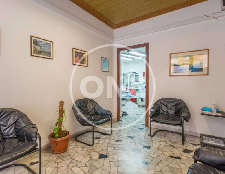 bivano in vendita a Roma in zona Tuscolano