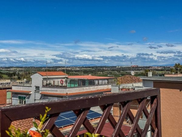 appartamento in vendita a Roma in zona Acilia