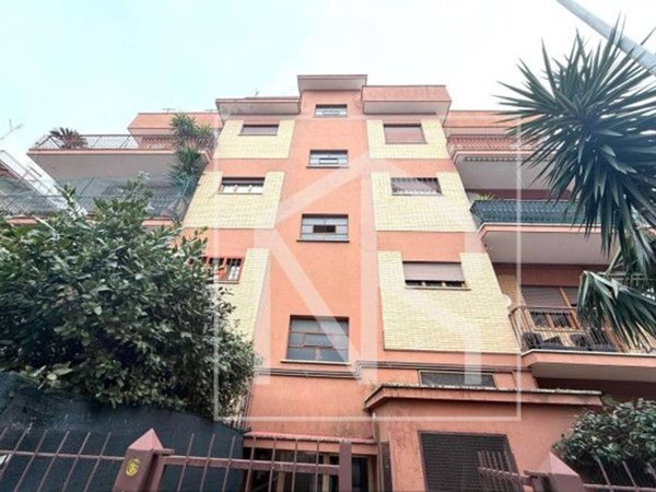 appartamento in vendita a Roma in zona Torre Maura