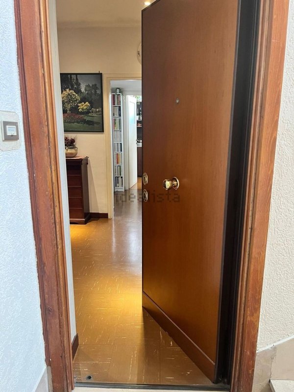 appartamento in vendita a Roma in zona Ardeatino