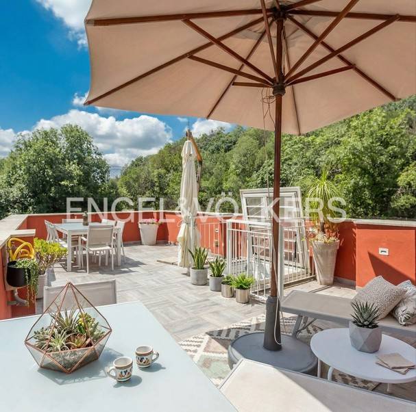 casa indipendente in vendita a Roma in zona Testaccio